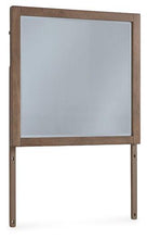 Load image into Gallery viewer, Tomtyn Dresser and Mirror