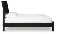 Load image into Gallery viewer, Danziar Bedroom Set