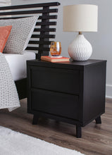 Load image into Gallery viewer, Danziar Bedroom Set