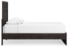 Load image into Gallery viewer, Belachime Bedroom Set