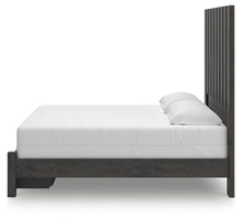 Load image into Gallery viewer, Fraluna Bedroom Set