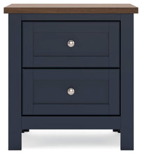 Load image into Gallery viewer, Landocken Bedroom Package