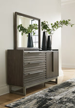 Load image into Gallery viewer, Arkenton King Bedroom Set