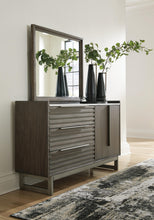 Load image into Gallery viewer, Arkenton King Bedroom Set