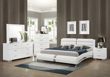 Load image into Gallery viewer, Jeremaine California King, E.King, &amp; Queen Upholstered Bed White