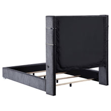 Load image into Gallery viewer, Tisdall California King, E.King &amp; Queen Bed Grey, Black &amp; Queen