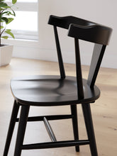 Load image into Gallery viewer, Gretlynn Dining Chair