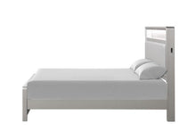 Load image into Gallery viewer, Bryne Bed