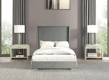Load image into Gallery viewer, Cadwell E.King, Queen, &amp; Full Bed White, Gray, &amp; Black