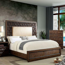 Load image into Gallery viewer, Eutropia Queen Bed