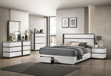 Load image into Gallery viewer, BIRSFELDEN Cal.King, E.King, &amp; Queen Bed w/ Drawers, White