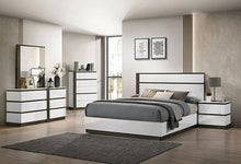 Load image into Gallery viewer, BIRSFELDEN Cal.King, E.King, &amp; Queen Bed, White