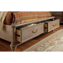 Load image into Gallery viewer, BELGRADE I Queen Bed