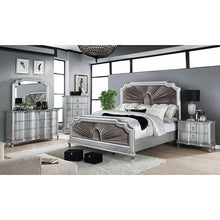 Load image into Gallery viewer, Aalok Queen Bedroom Set