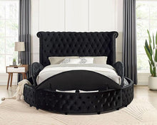 Load image into Gallery viewer, Delilah Cal.King &amp; E.King Bed