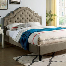 Load image into Gallery viewer, Aubree Queen Bed