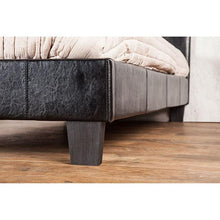Load image into Gallery viewer, Velen Black Cal.King, E.King, Full, &amp; Twin Bed Black &amp; White