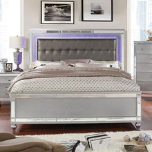 Load image into Gallery viewer, Brachium Bed White &amp; Silver