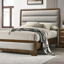 Load image into Gallery viewer, Caerwys E.King &amp; Queen Bed