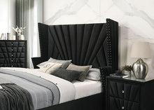 Load image into Gallery viewer, Carissa Queen Bedroom Set
