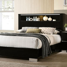 Load image into Gallery viewer, Carlie Queen Bedroom Set Black &amp; White