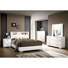 Load image into Gallery viewer, Carlie Queen Bedroom Set Black &amp; White