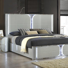 Load image into Gallery viewer, Cleburne Bed