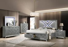 Load image into Gallery viewer, Emmeline Queen Bedroom Set Silver &amp; White