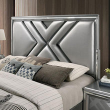 Load image into Gallery viewer, Emmeline Queen Bedroom Set Silver &amp; White