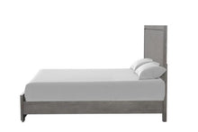 Load image into Gallery viewer, Crowthorne E.King &amp; Queen Bed Grey &amp; White