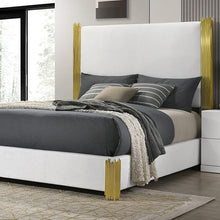 Load image into Gallery viewer, Basildon E.King &amp; Queen Bed
