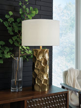 Load image into Gallery viewer, Marshawn Table Lamp