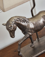 Load image into Gallery viewer, Sandorman Table Lamp