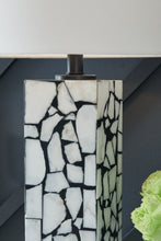 Load image into Gallery viewer, Macaria Table Lamp