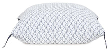 Load image into Gallery viewer, DreamCloudTM Classic / Pillow (Set of 4)