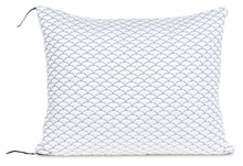 Load image into Gallery viewer, DreamCloudTM Classic / Pillow (Set of 4)