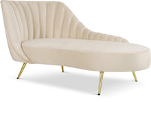 Load image into Gallery viewer, Margo Cream Velvet Chaise