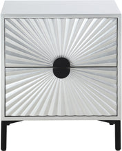 Load image into Gallery viewer, Glitz Antique Silver Side Table