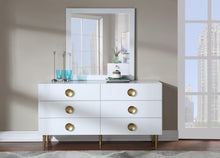 Load image into Gallery viewer, Zayne White Dresser