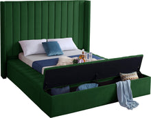 Load image into Gallery viewer, Kiki Green Velvet Queen Bed (3 Boxes)