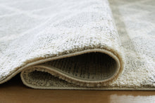 Load image into Gallery viewer, Unawick Medium Rug