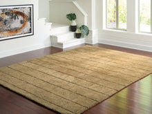 Load image into Gallery viewer, Luzmont Rug