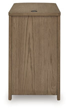 Load image into Gallery viewer, Camdill Chairside End Table