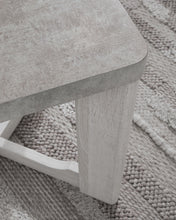 Load image into Gallery viewer, Garnilly Table (Set of 3)