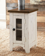 Load image into Gallery viewer, Wystfield End Table Set