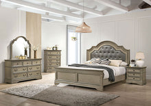 Load image into Gallery viewer, Lasthenia Bed