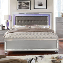 Load image into Gallery viewer, Brachium Queen Bedroom Set Silver