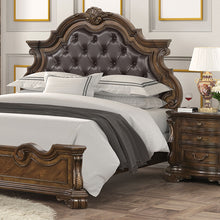 Load image into Gallery viewer, Leovanni E.King &amp; Queen Bed