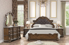 Load image into Gallery viewer, Leovanni E.King &amp; Queen Bed