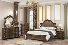 Load image into Gallery viewer, Leovanni E.King &amp; Queen Bed